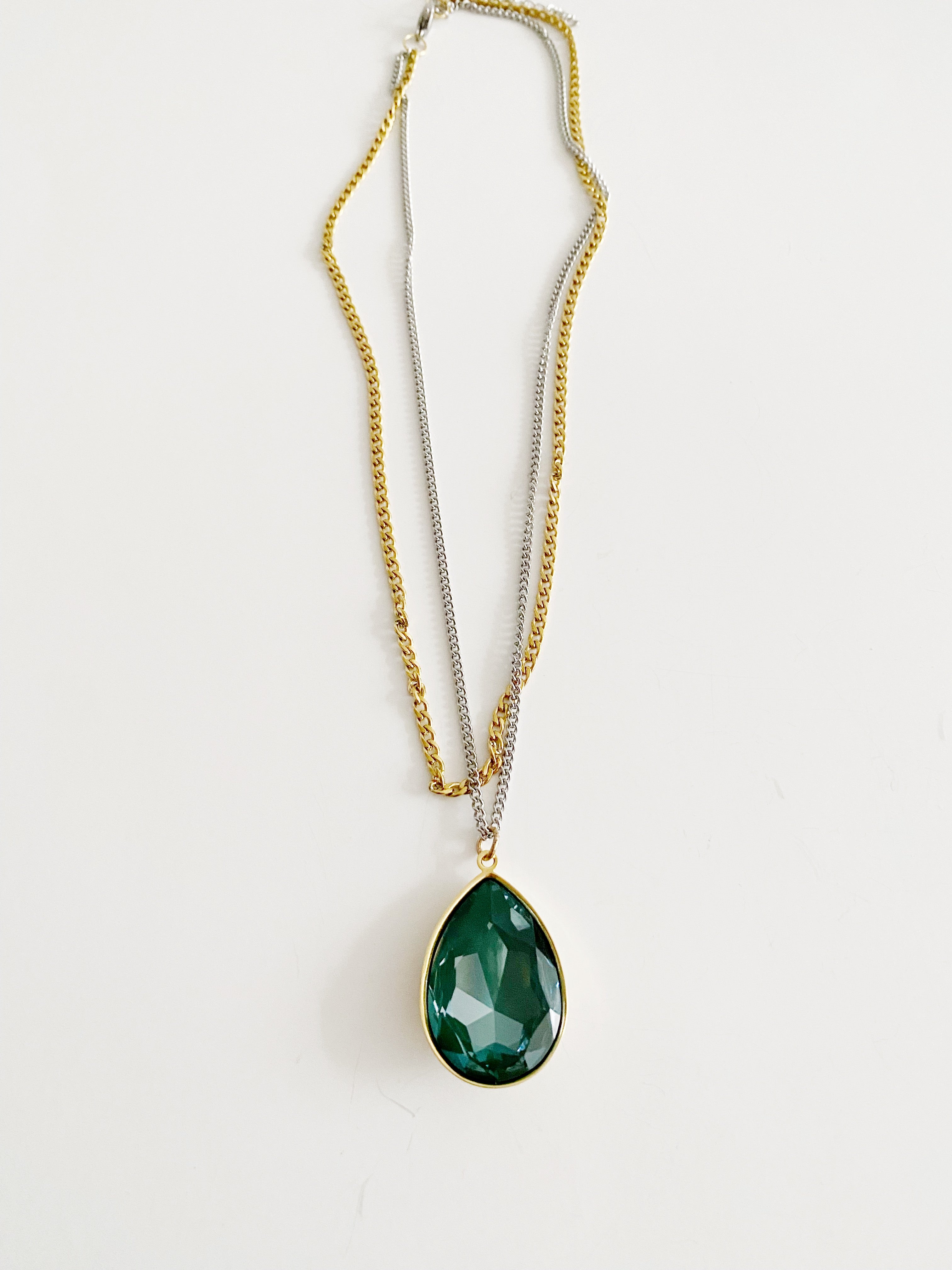 Collier pendentif Vert sapin