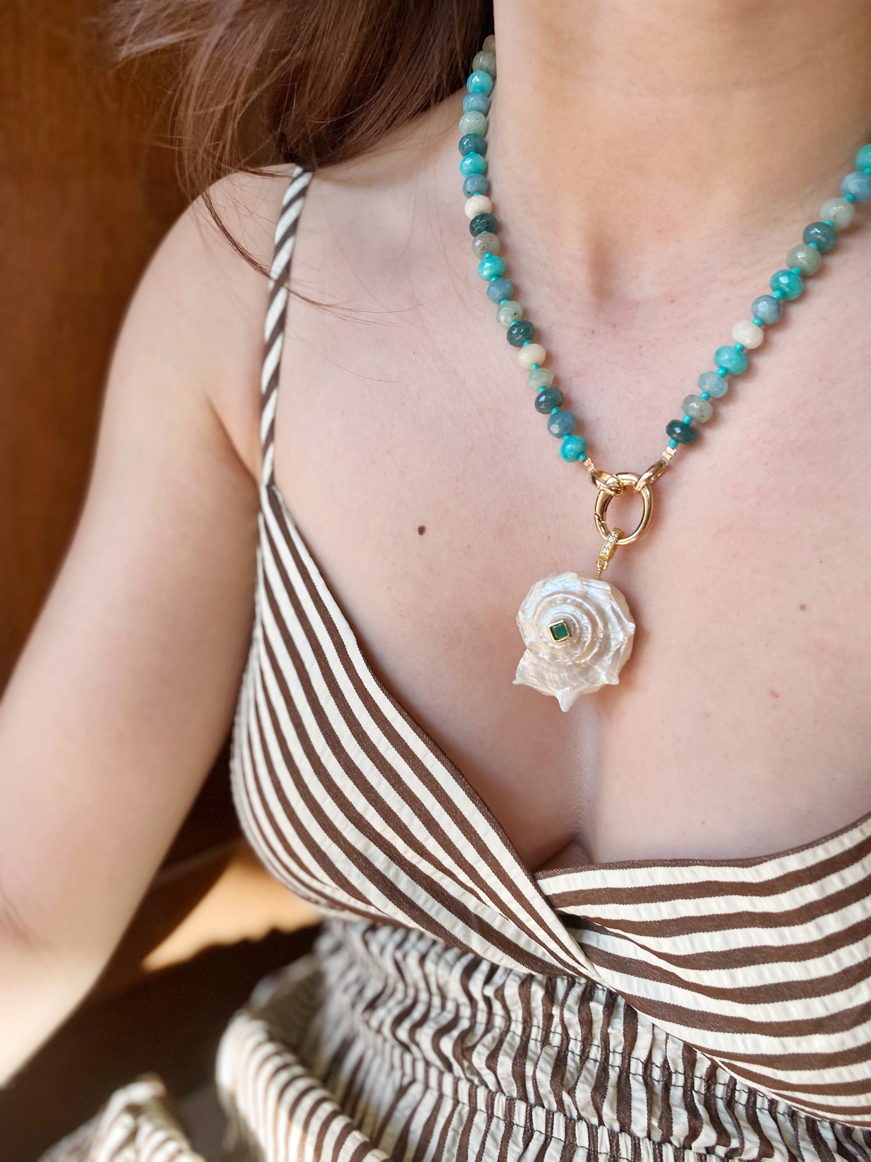 Collier Laguna