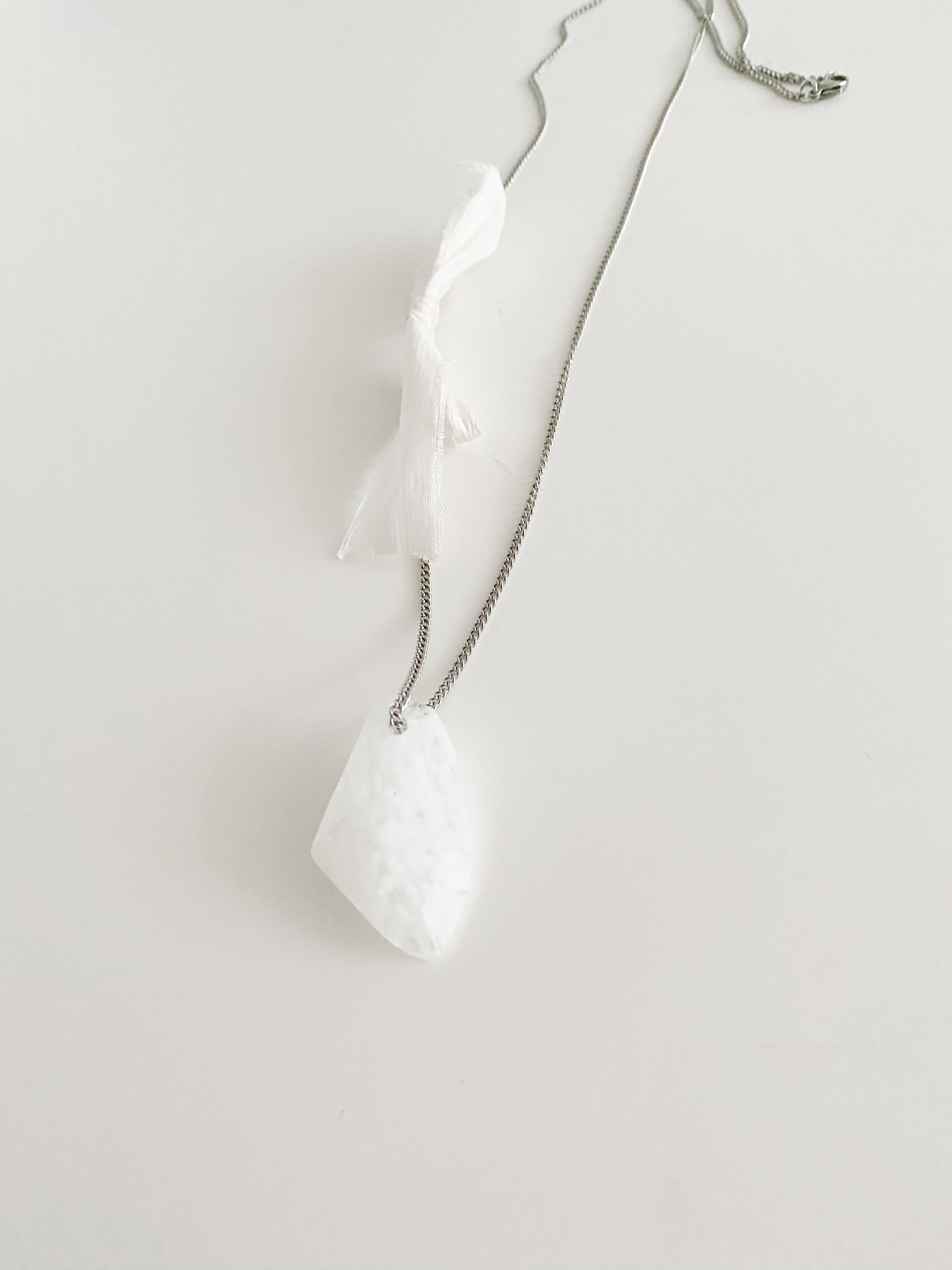 Collier long Blanc coquillage