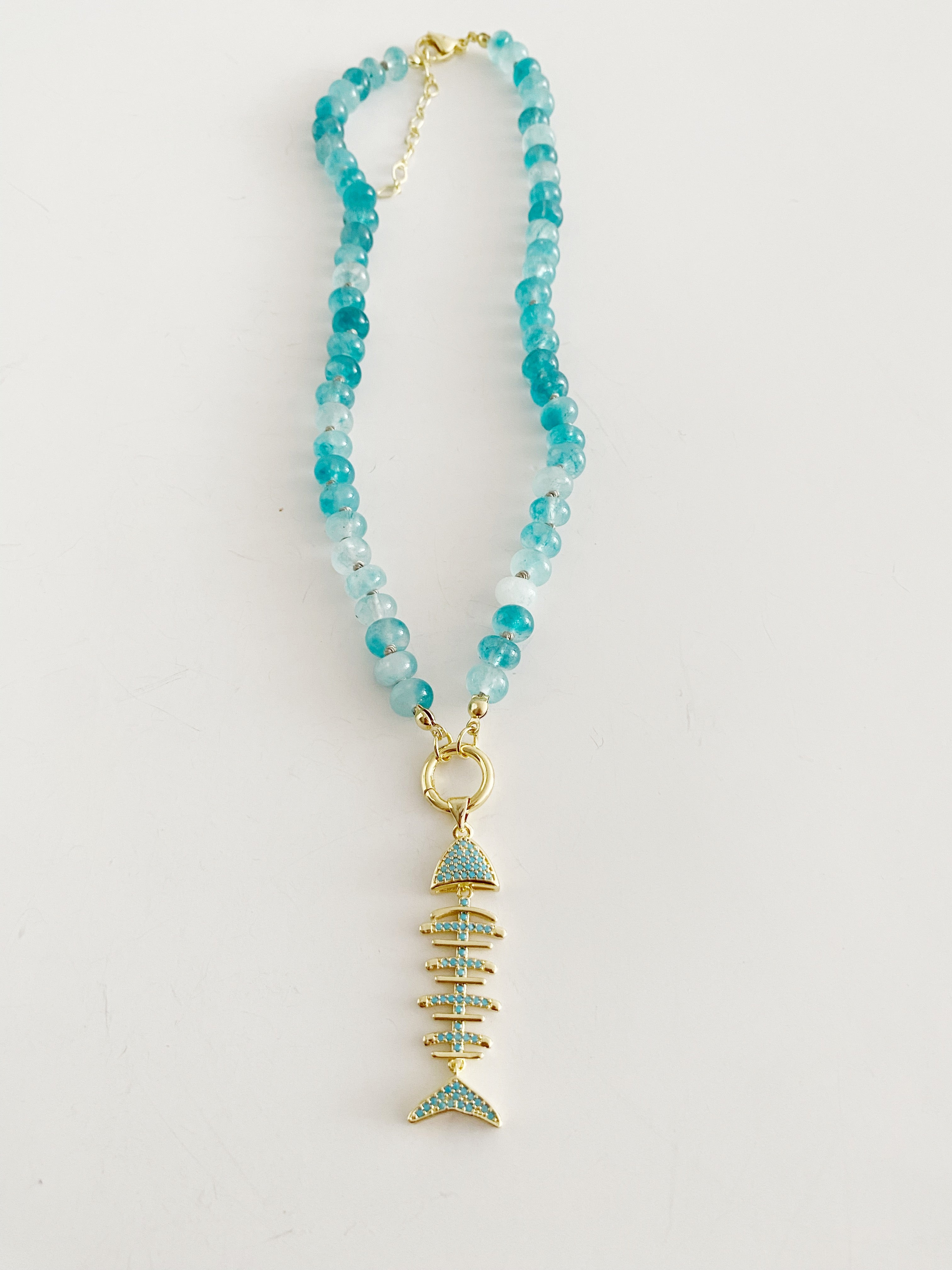 Collier Calypso blue