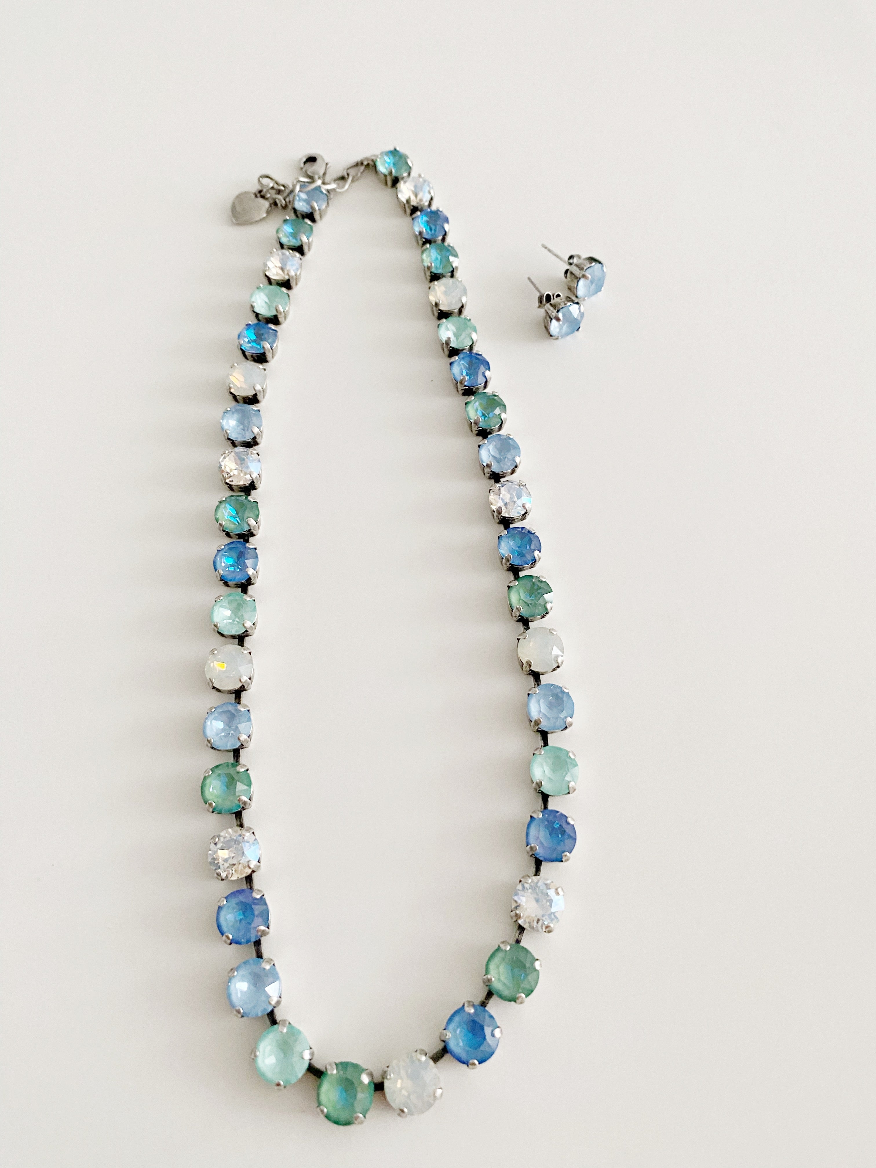 Collier Safira \ oceana Blue + boucles d'oreilles assorties