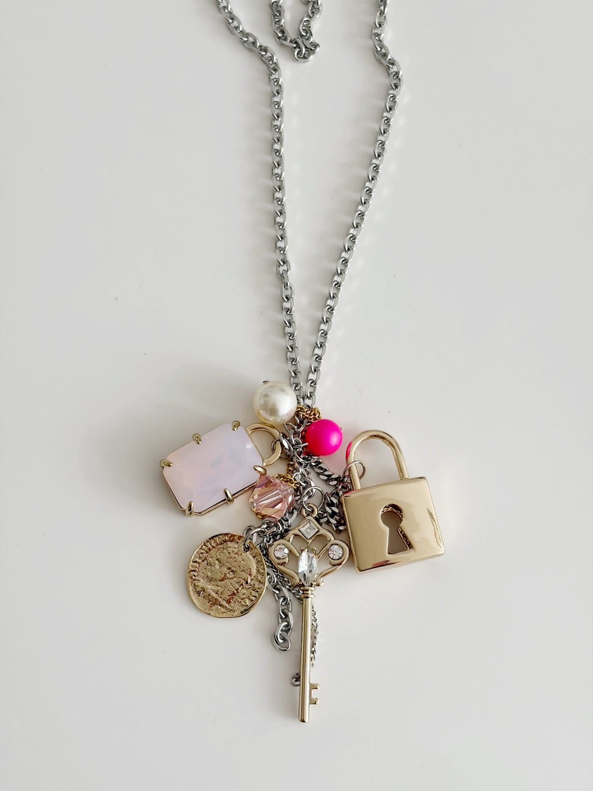 Collier Long breloques Charlotte