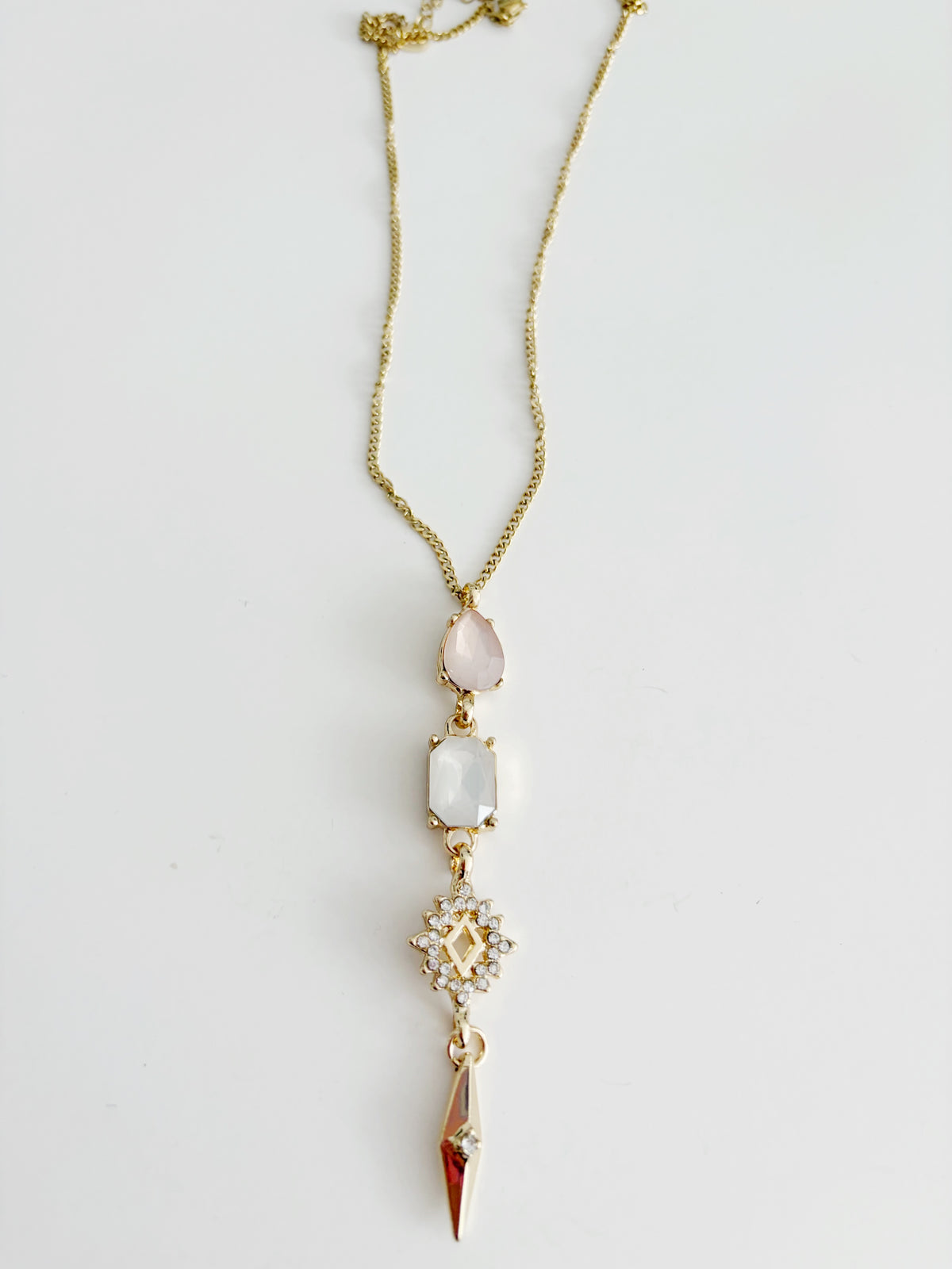 Collier vintage x Versailles NO 11