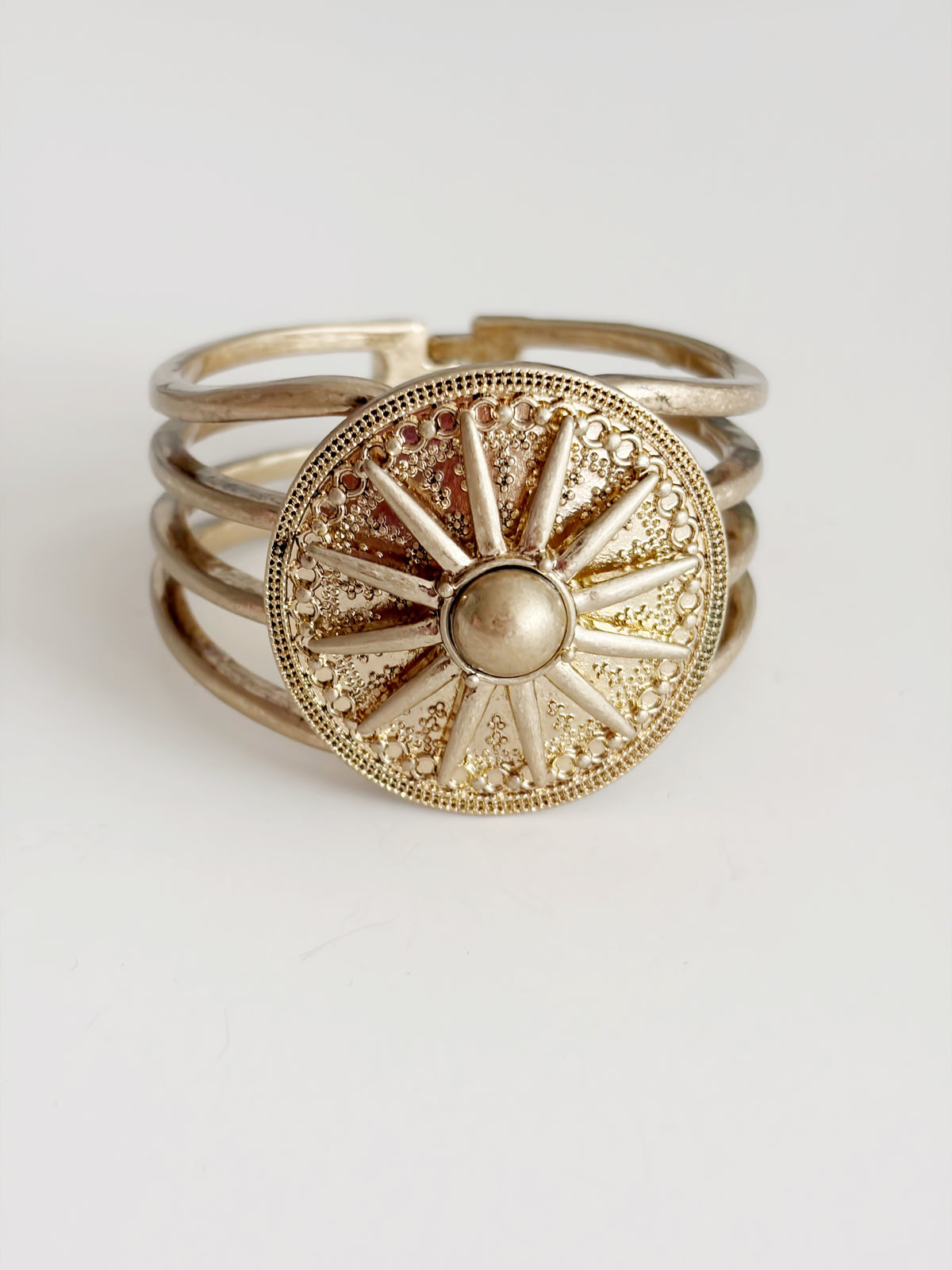 Bracelet vintage X Versailles  NO 22