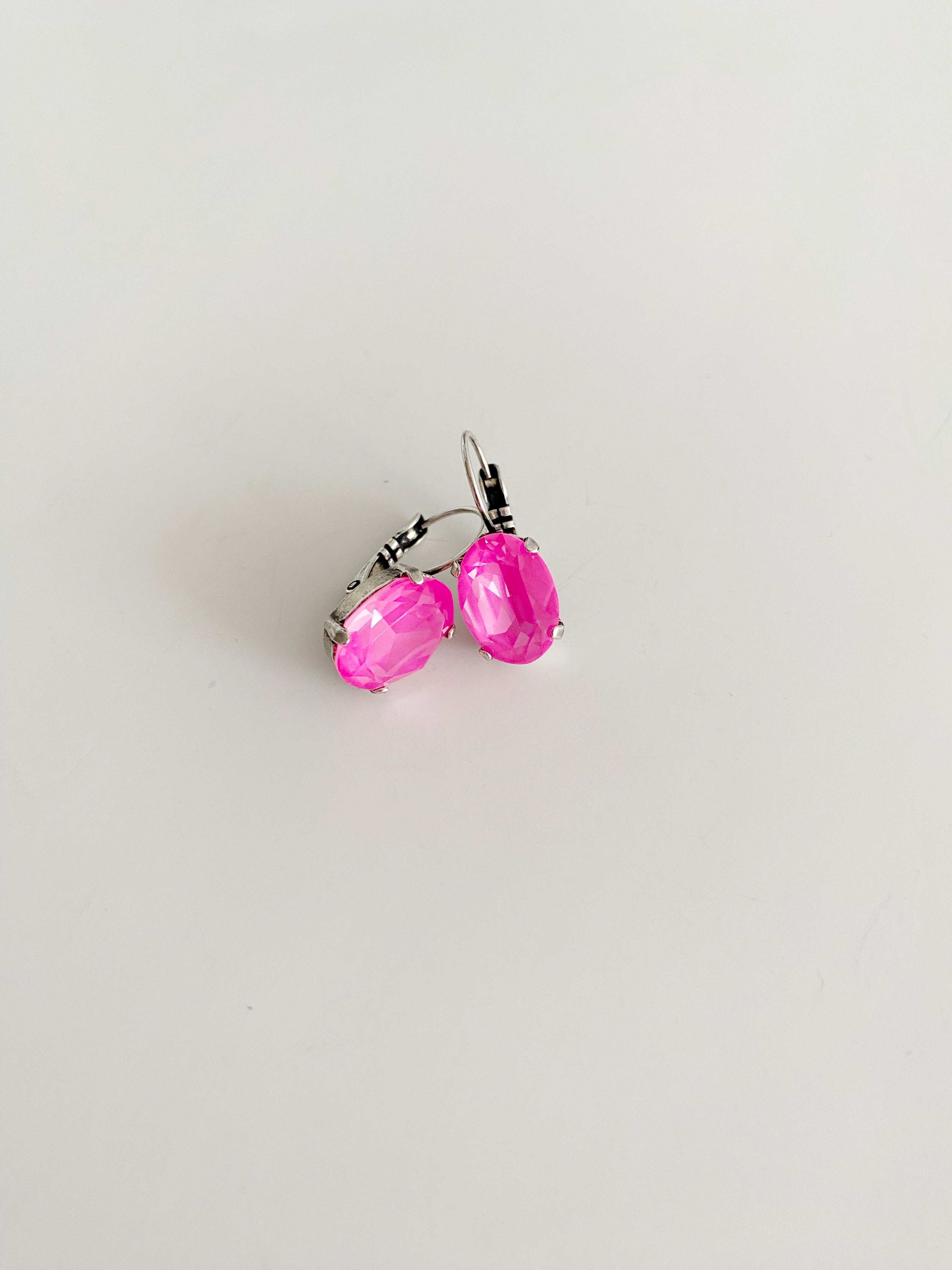 Boucles d'oreilles Lilith\ neon pink