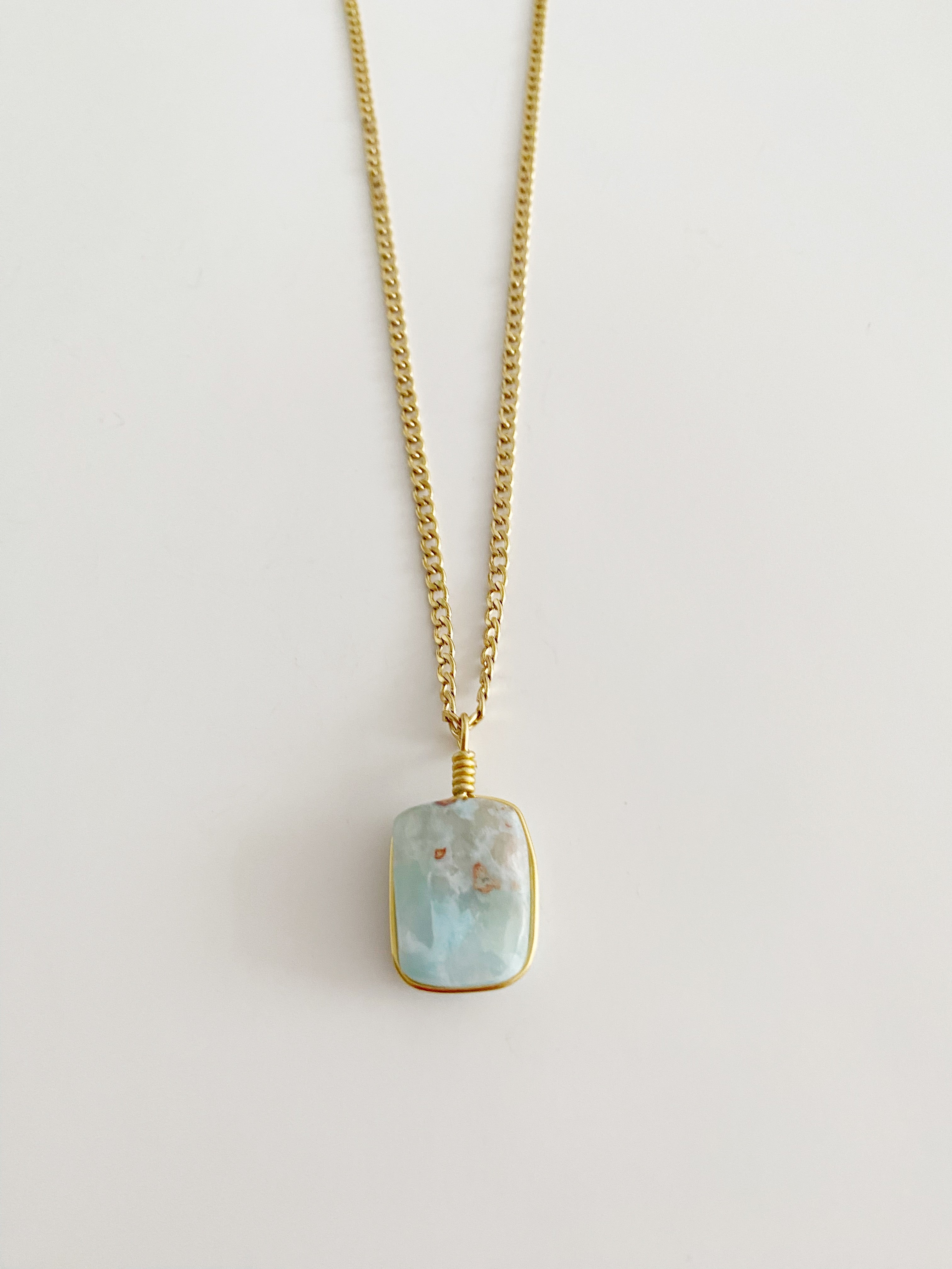 Collier pendentif Nana