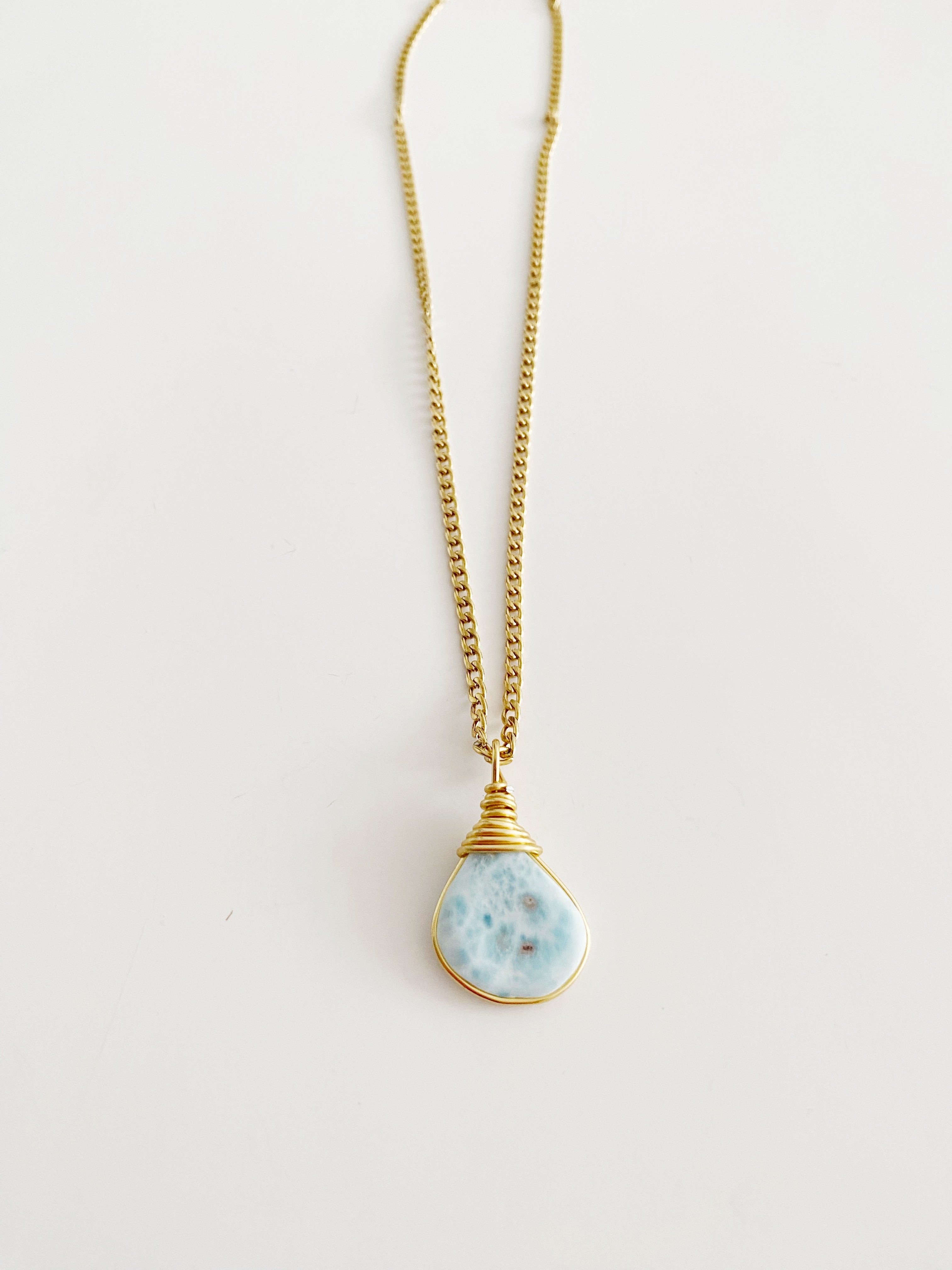 Collier pendentif Dania