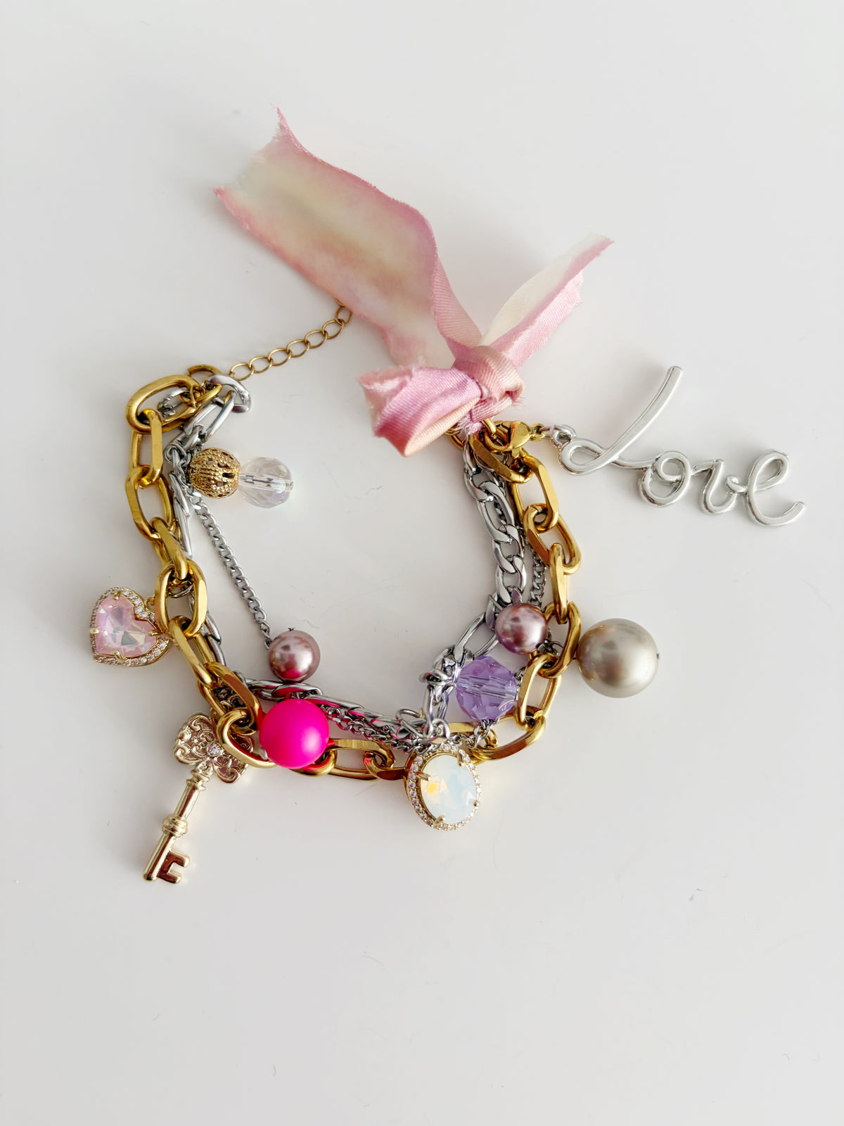 Bracelet Love à Paris