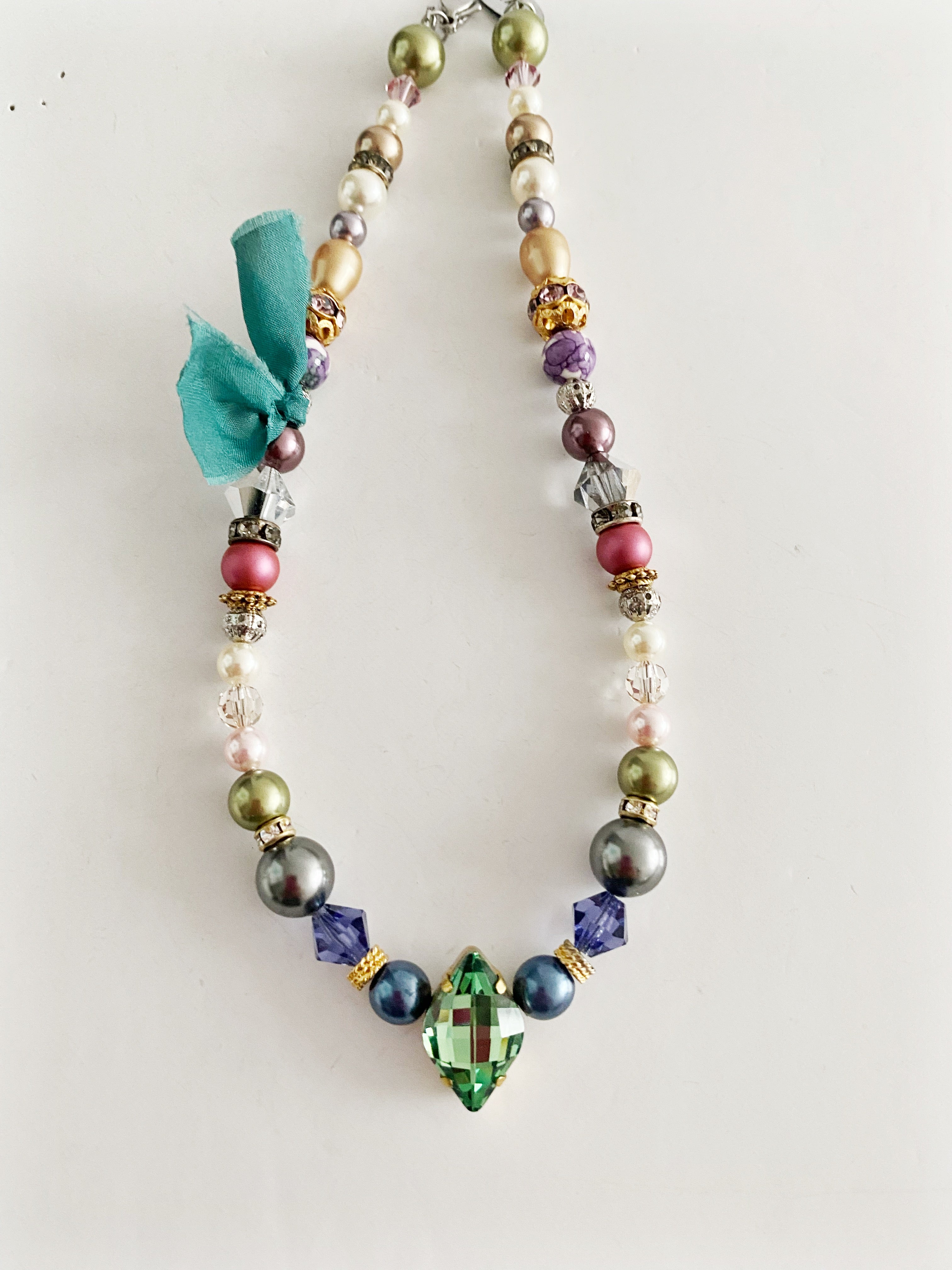 Collier style choker Emma ( Edition spéciale tiroir du Julie 😍)