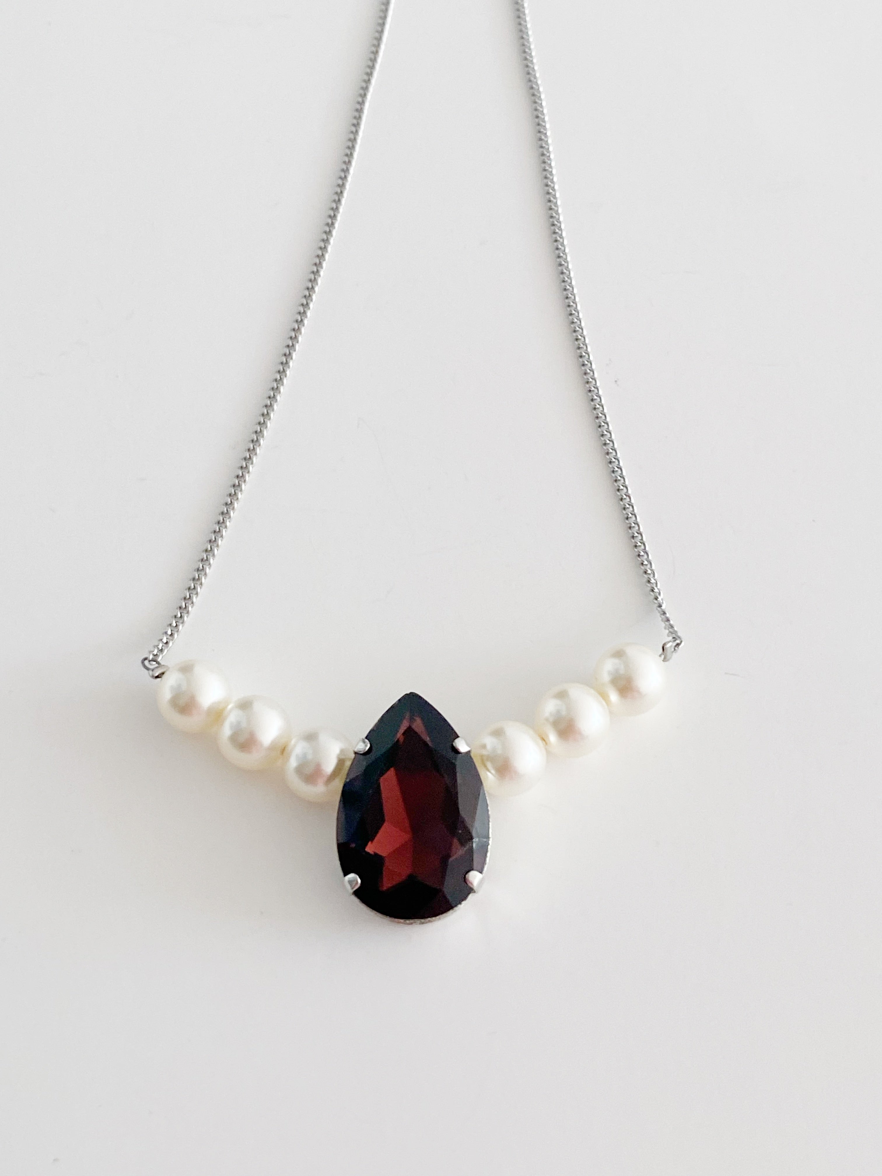 Collier Burgundy love