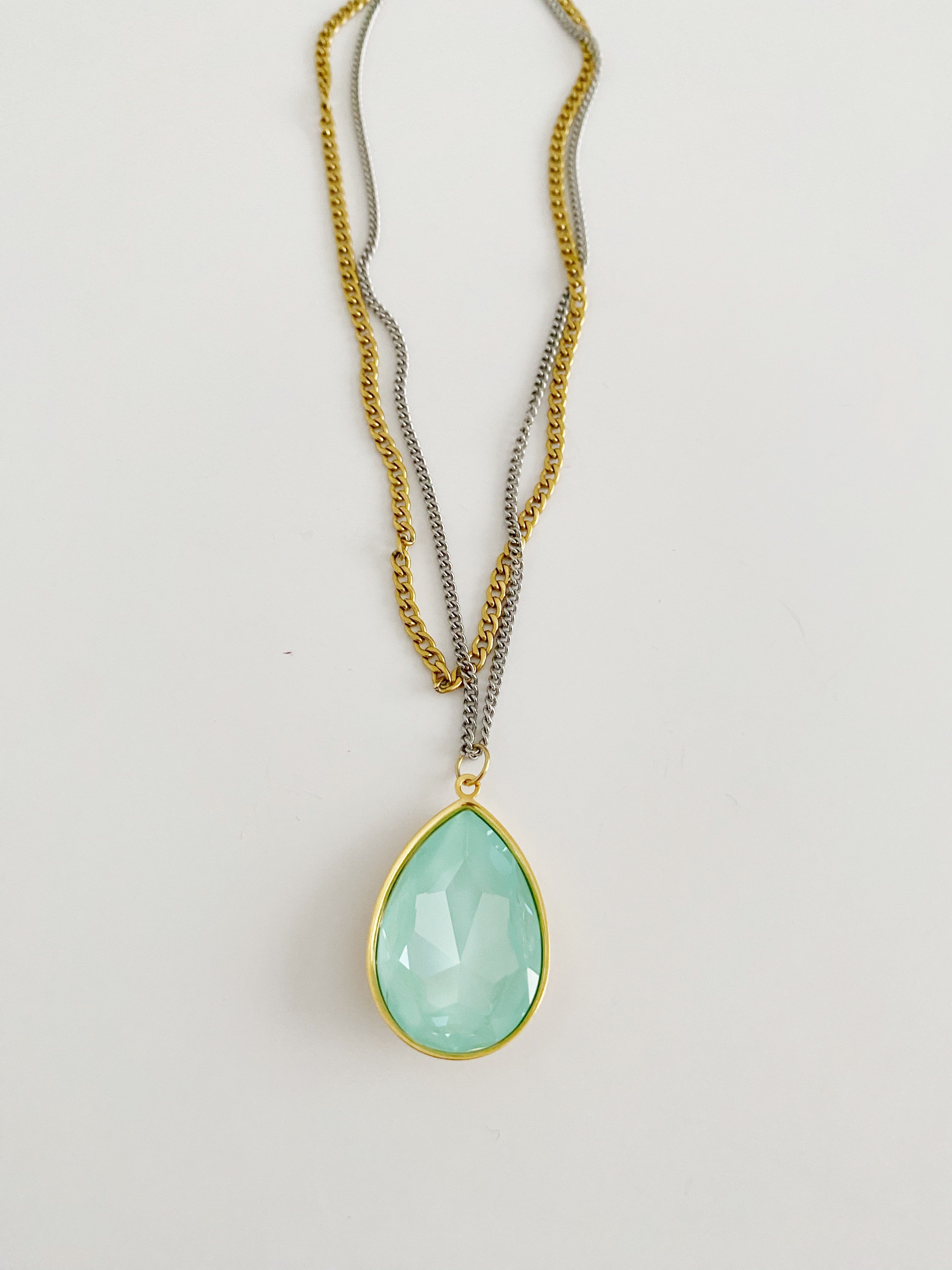 Collier pendentif mint  \ Miami
