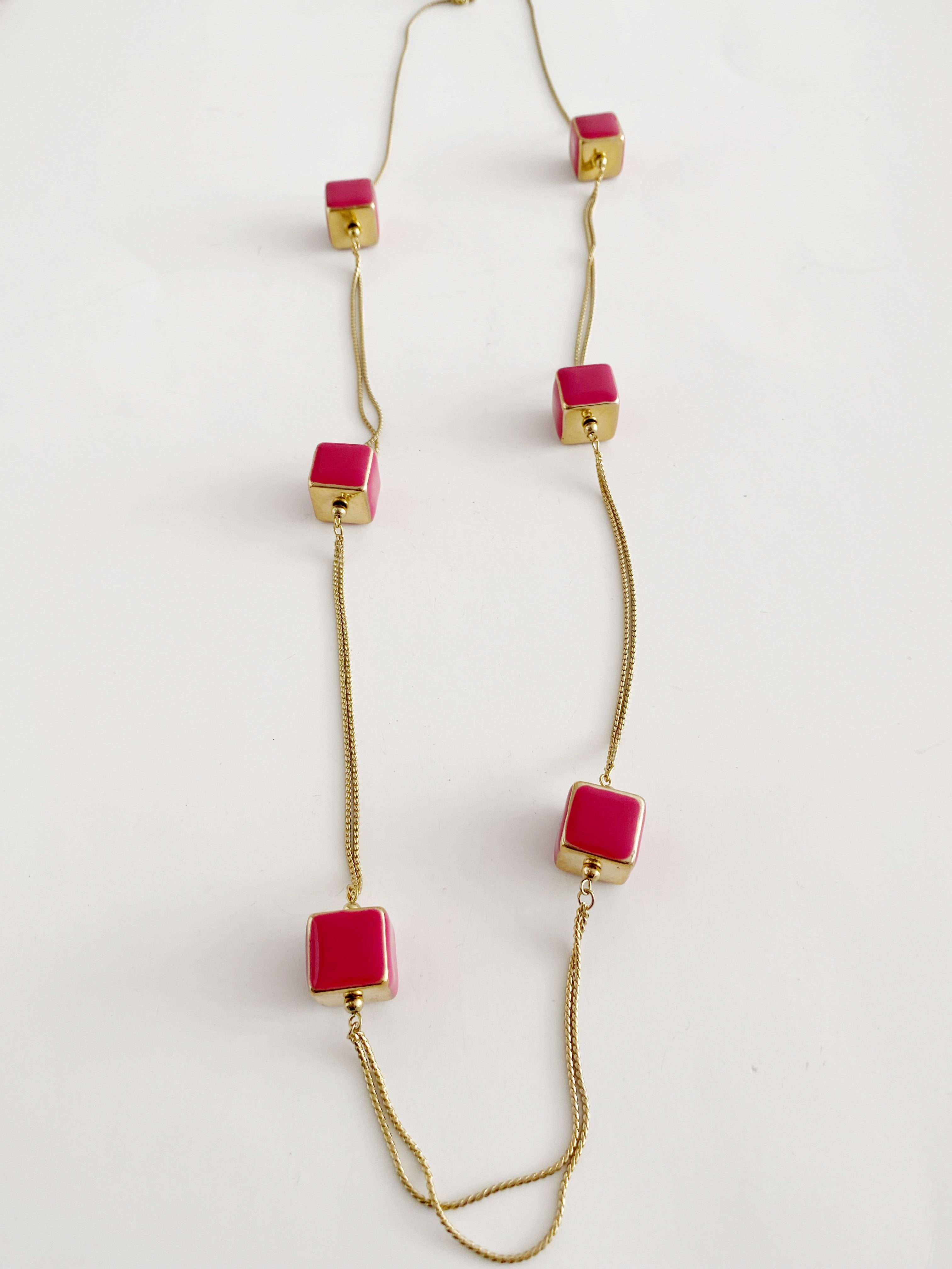 Collier  long VINTAGE H-16