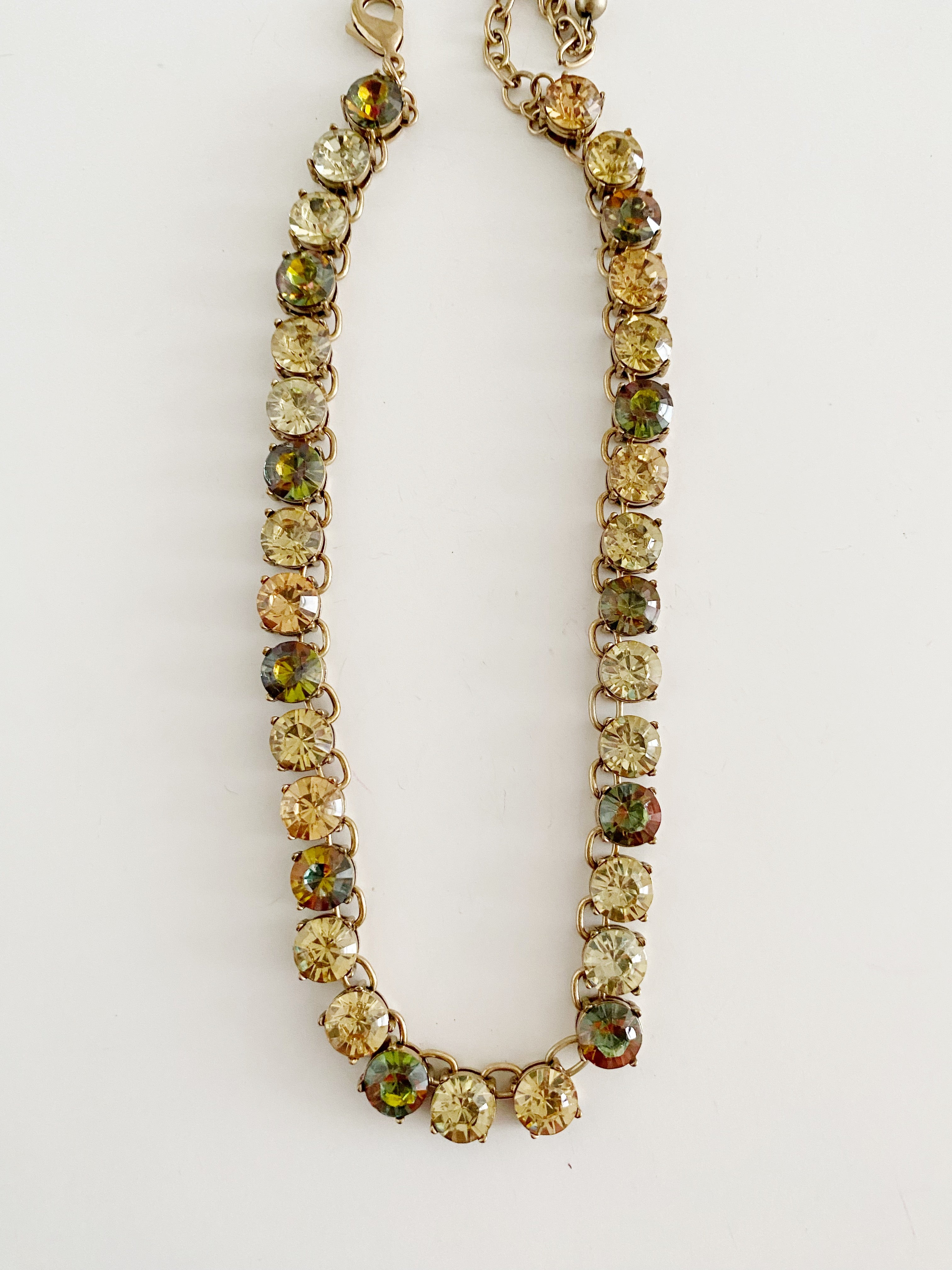 Collier vintage H-61