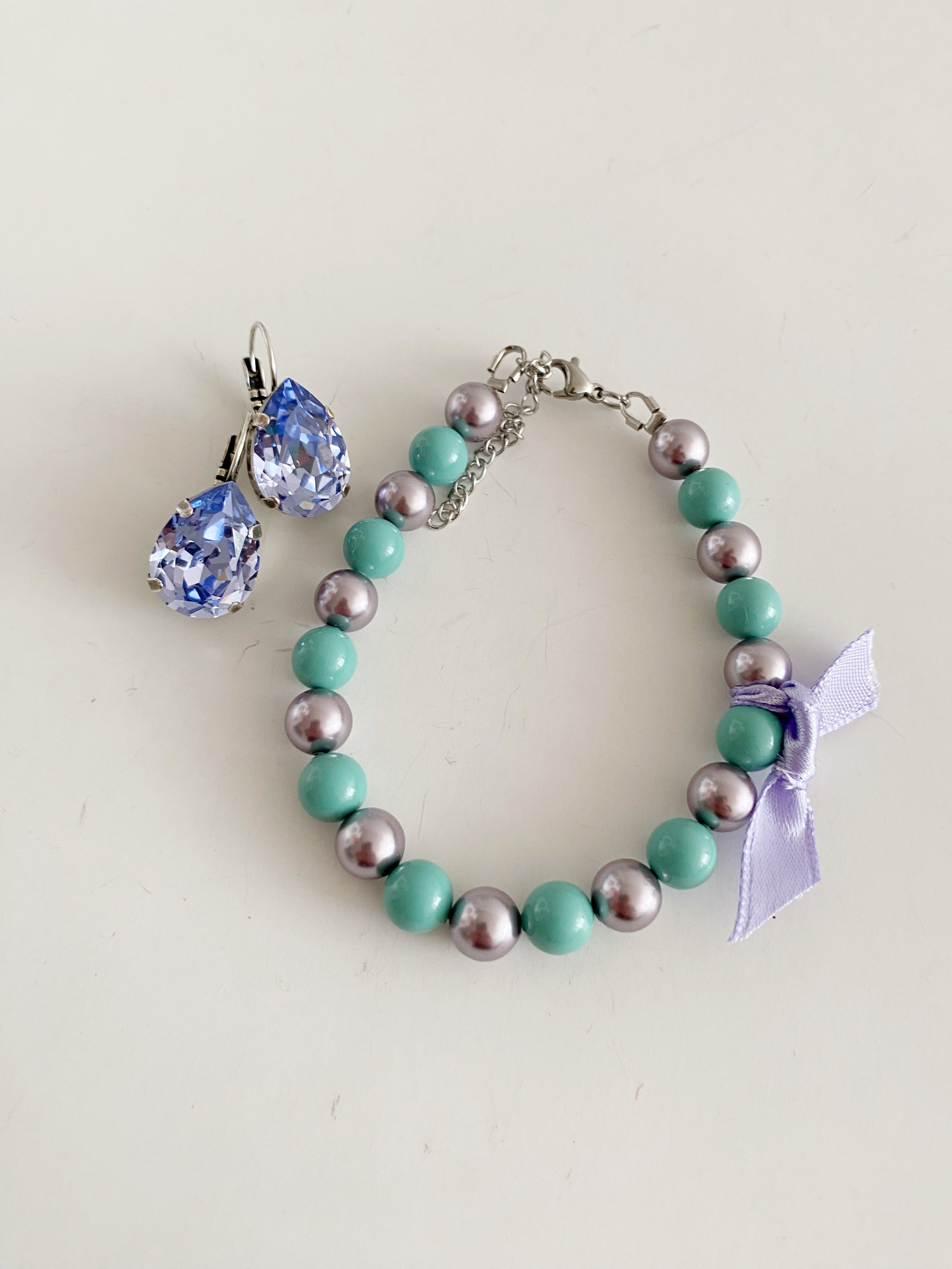 Ensemble bracelet et boucles d'oreilles assorties \ prix spécial pour l'ensemble ✨