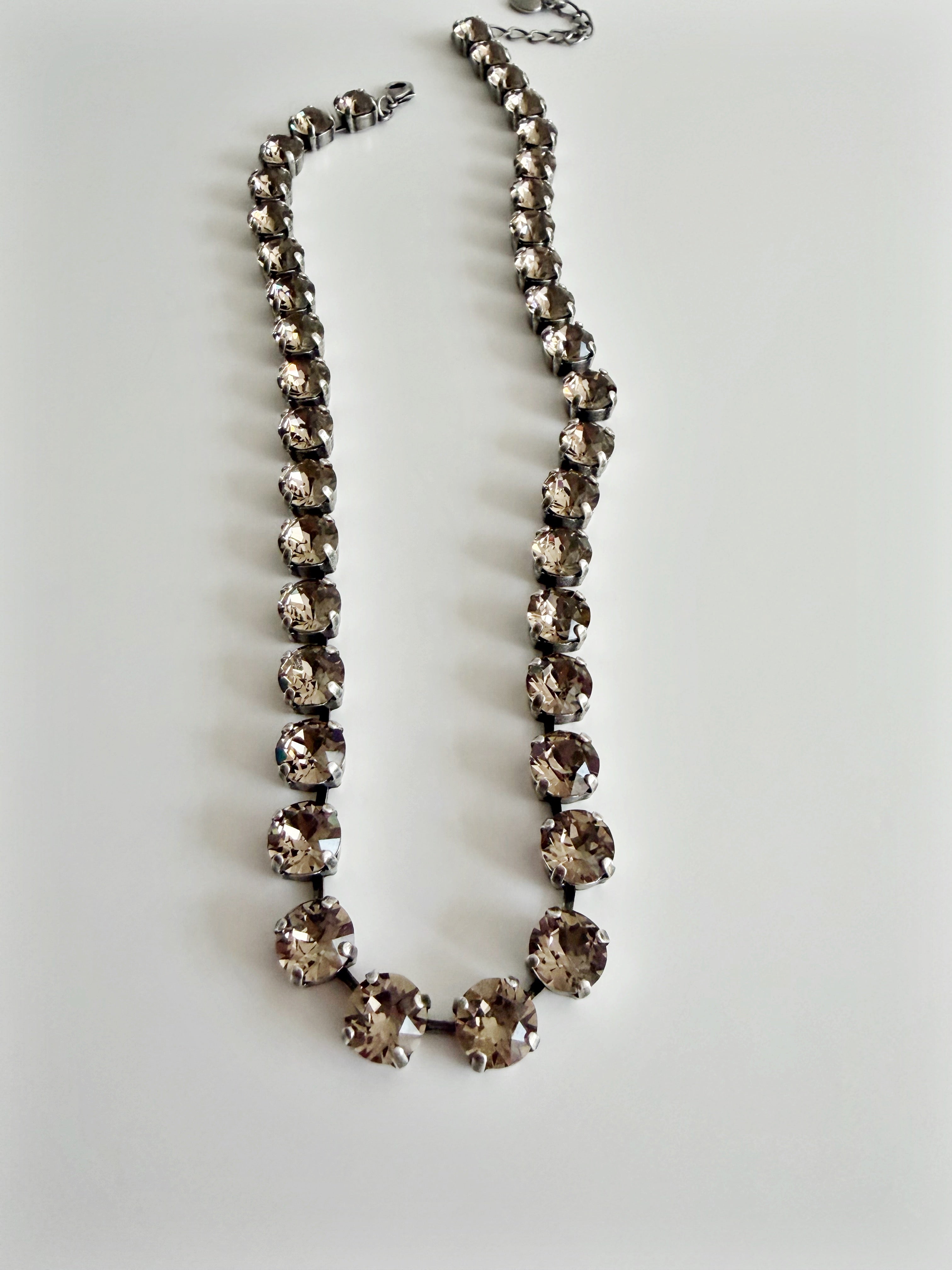 Collier Safira Greige