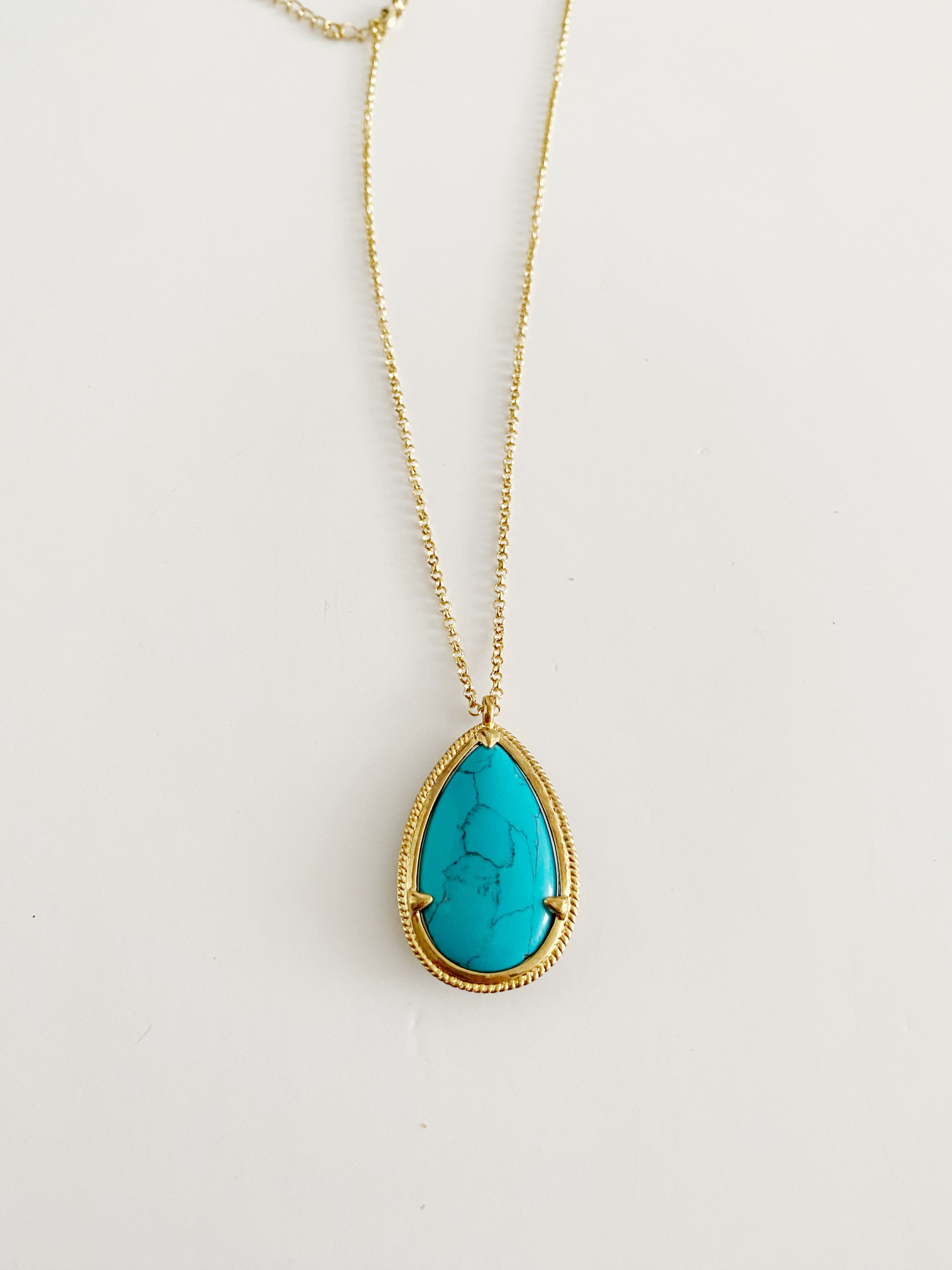 Collier  vintage \ A-80