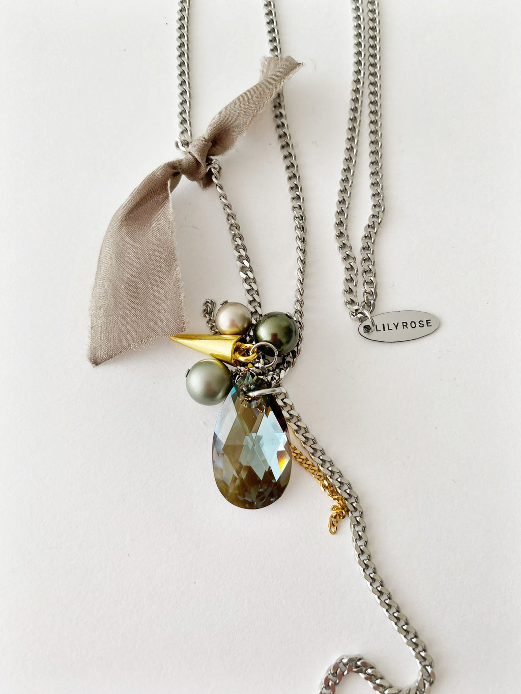 Collier   n.107