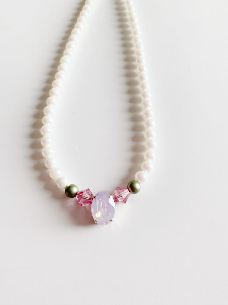 Collier Indiana opal rose